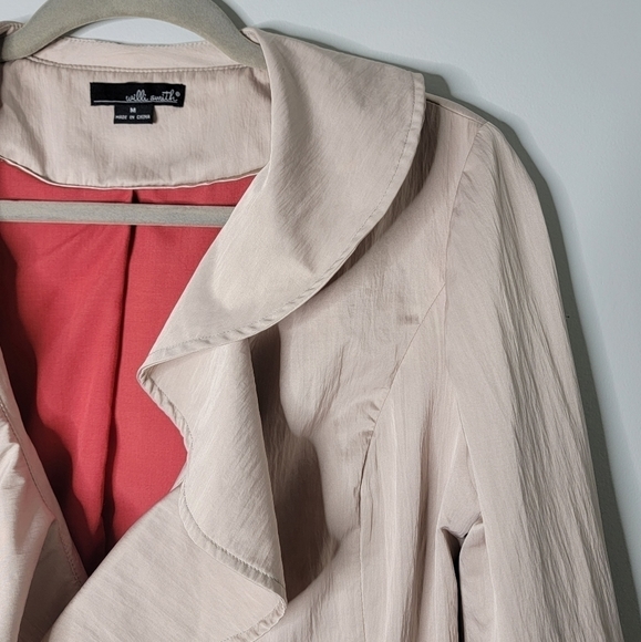 Willi Smith Medium Cream Ruffle Blazer Jacket with Orange Lining - Picture 3 of 14